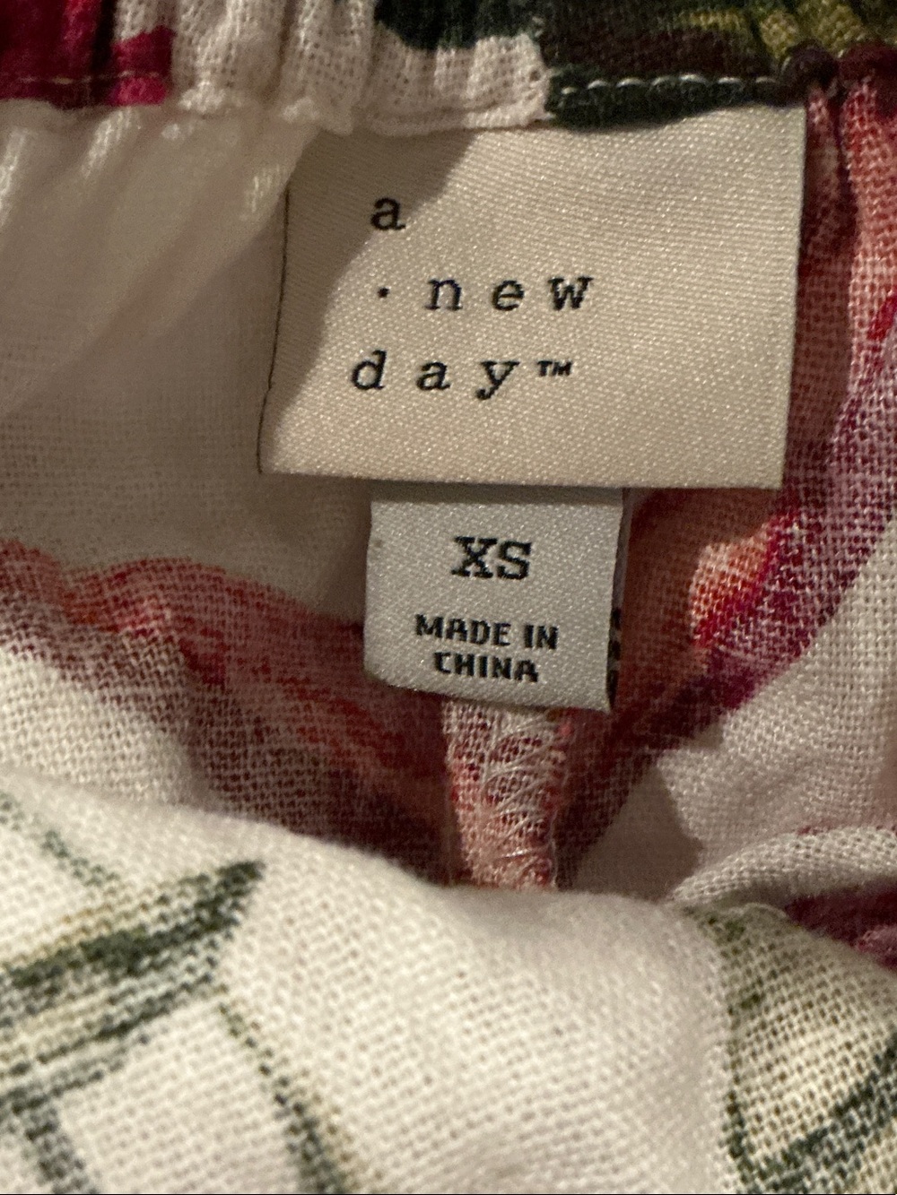 Floral Tie-Front Maxi Dress - White/Pink - Picture 5 of 5